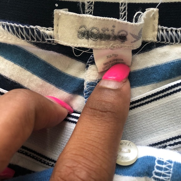 EUC aerie Shortie Shorts - Picture 5 of 9